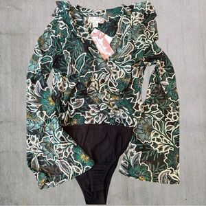 NWT B.O.G. BONNIE EMERALD FLORAL LONG SLEEVE BODYSUIT